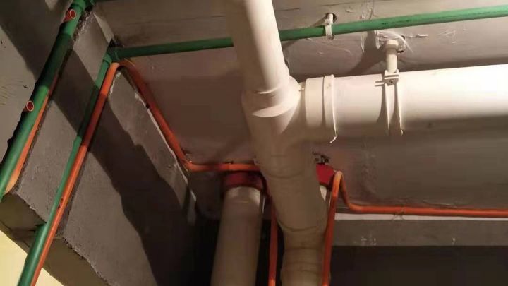 京漢君庭7號(hào)樓在施工地-水電階段